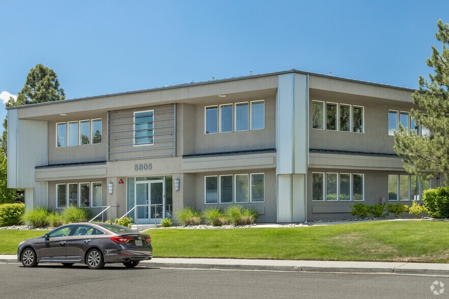 More Photos Of 5605 Riggins Ct, Reno Office For Sale