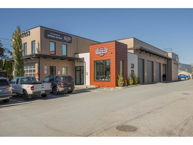Primary Photo Of 45949 Rowat Av, Chilliwack Auto Repair For Sale
