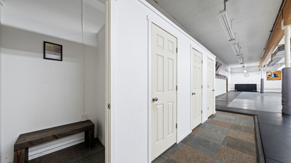 More Photos Of 905 S 2nd Ave, Walla Walla General Retail For Sale