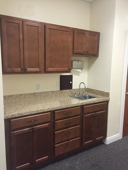 More Photos Of 723-753 CR 466, Lady Lake Medical For Sale
