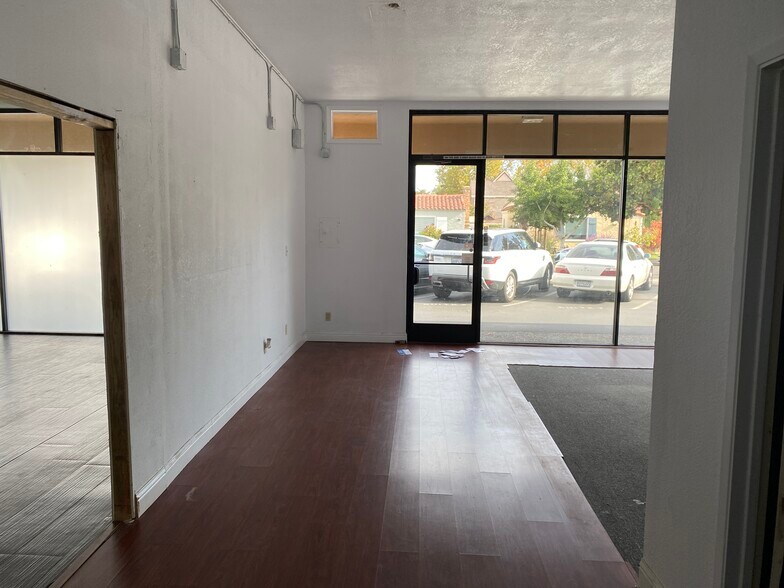 More Photos Of 1060 Willow St, San Jose Freestanding For Lease