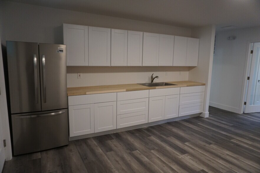 More Photos Of 149 S Grand Ave, Poughkeepsie Medical For Sale