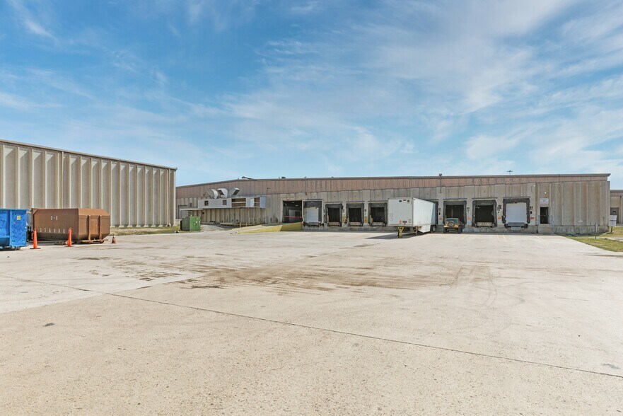 More Photos Of 610 Pop Gunn Dr, San Antonio Distribution For Lease
