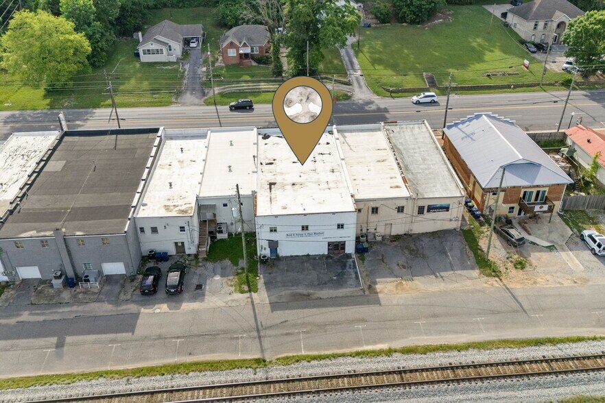More Photos Of 140 1st S, Alabaster Storefront For Sale