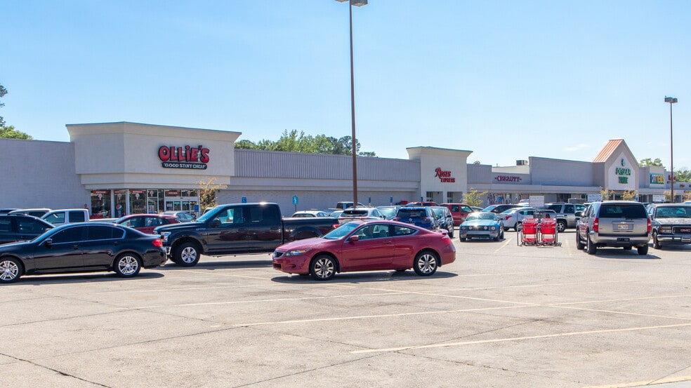 More Photos Of 1307-1355 E Pass Rd, Gulfport Unknown For Lease