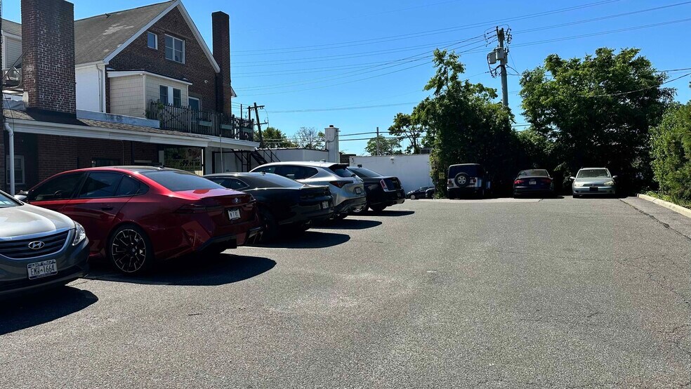 More Photos Of 501-509 Hicksville Rd, Massapequa Loft Creative Space For Lease