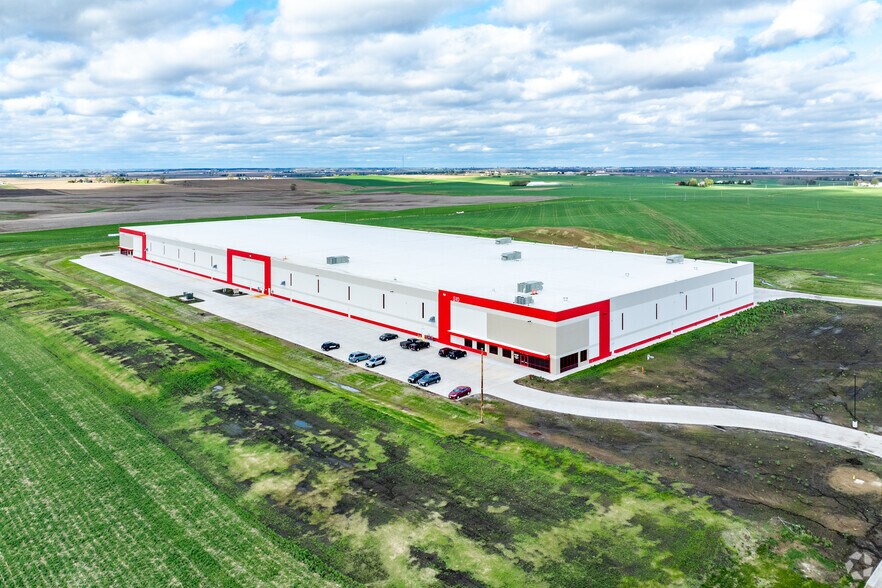 More Photos Of 510 Sterling Dr, Walcott Light Manufacturing For Lease