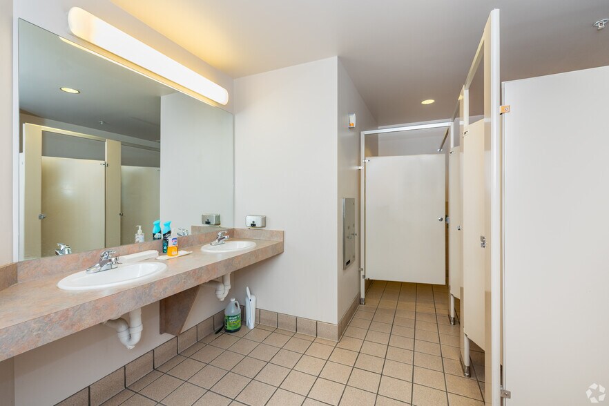 More Photos Of 1041 Acoma St, Denver Office For Sale