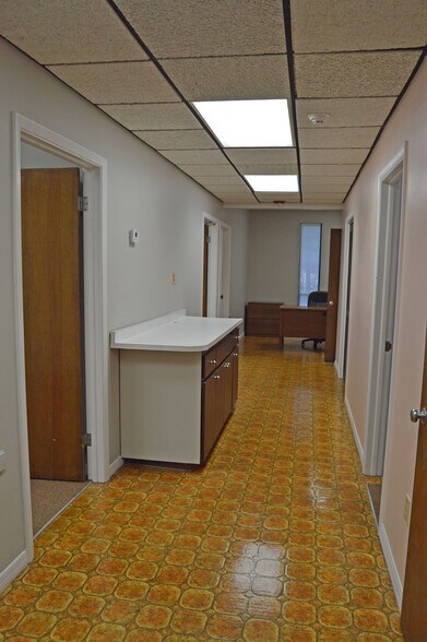 More Photos Of 4416 S US 301, Bushnell Medical For Sale