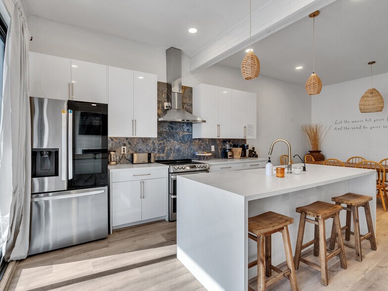 More Photos Of 10602 Blue Water Hwy, Freeport Multifamily For Sale