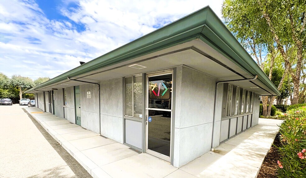 More Photos Of 281 E Hamilton Ave, Campbell Medical For Lease