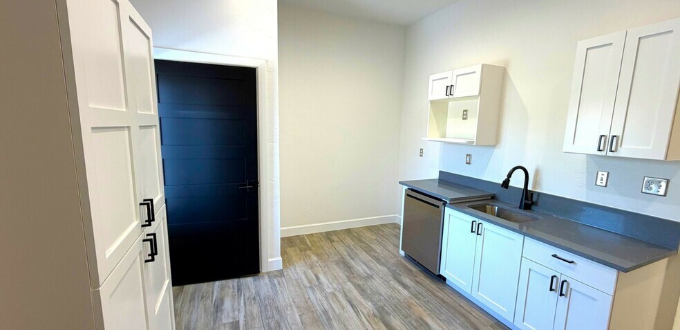 More Photos Of 15156 Traditions Blvd, Edmond Office For Lease