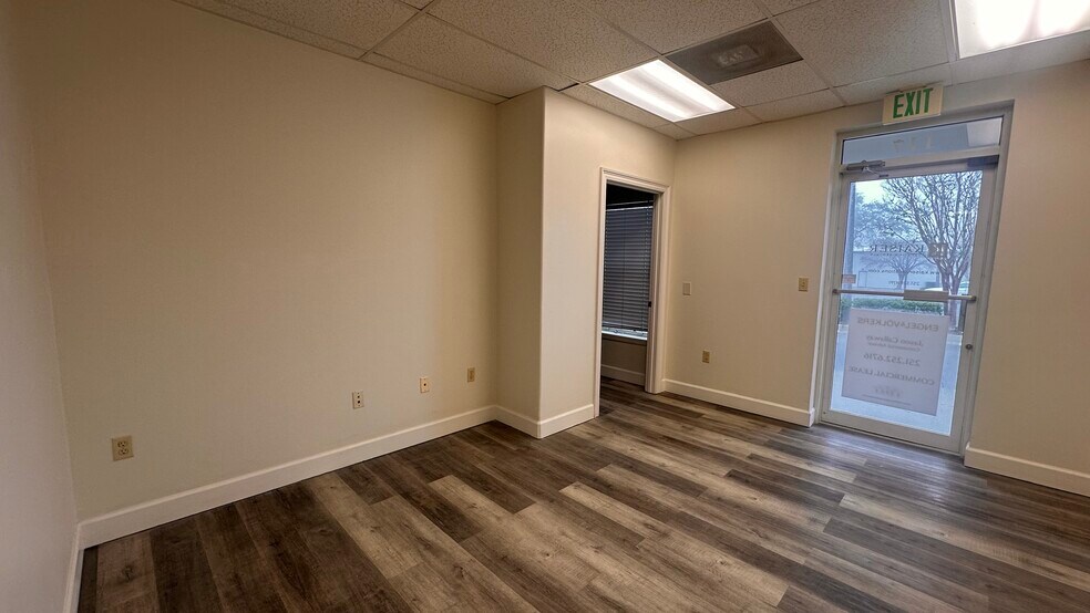 More Photos Of 1544 W 2nd St, Gulf Shores Office For Lease