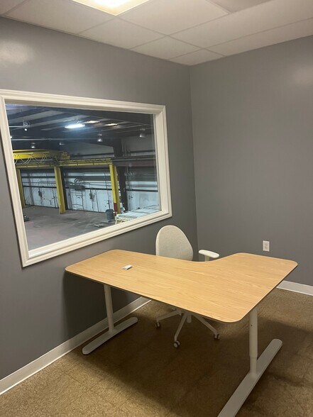 More Photos Of 2034 McAulty Rd, Houston Unknown For Lease