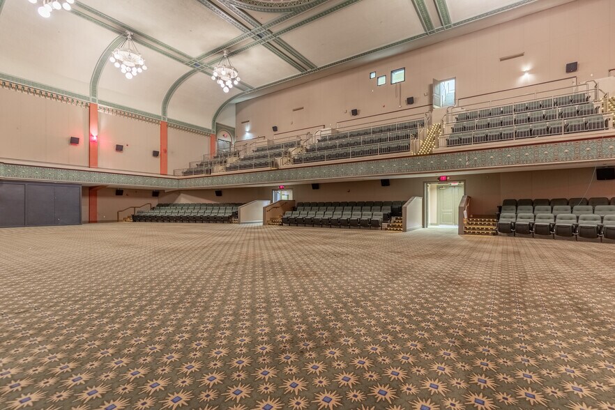More Photos Of 3821 Lindell Blvd, Saint Louis Apartments For Lease
