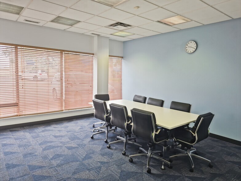 More Photos Of 335 Hoffer Dr, Regina Coworking Space