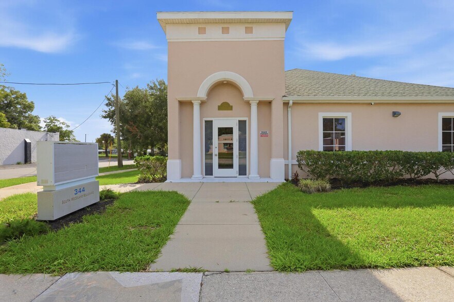 More Photos Of 344 S Woodland Blvd, Deland Office For Sale