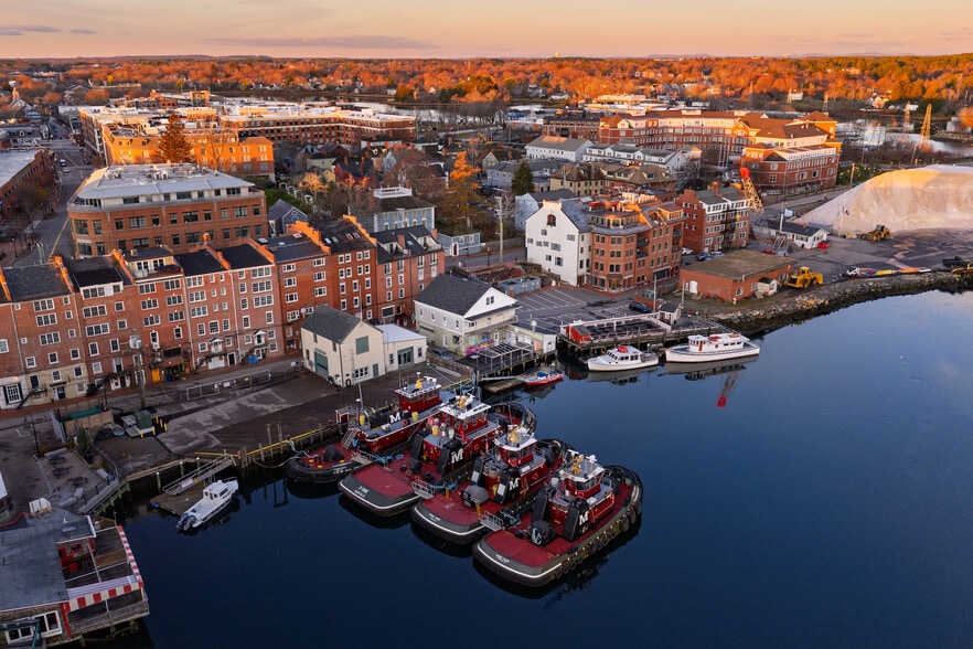 More Photos Of 54 Ceres St, Portsmouth Specialty For Sale