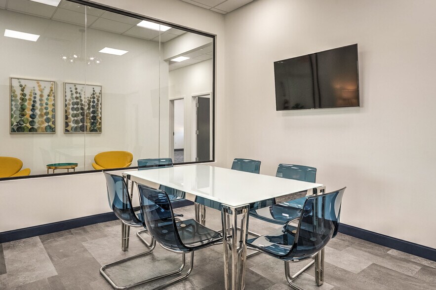 More Photos Of 6305 E 120th Ct, Tulsa Coworking Space