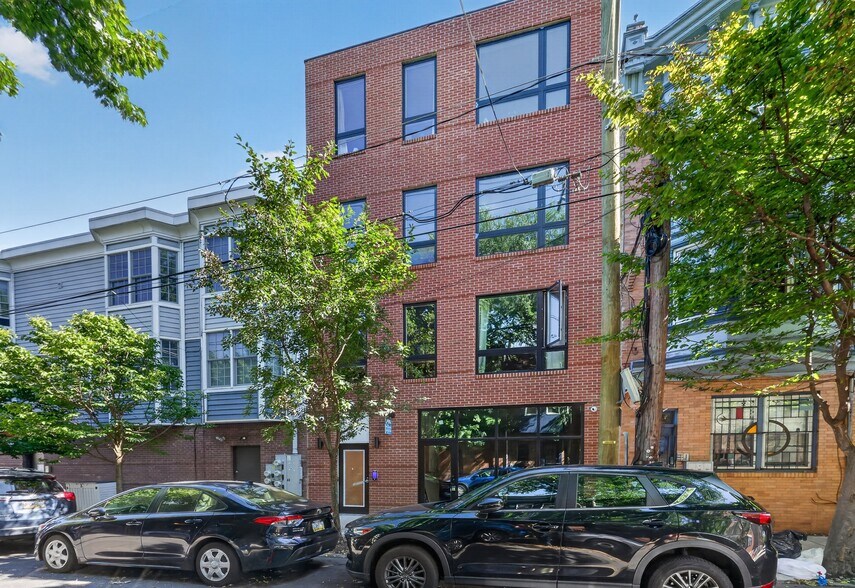 More Photos Of 754-756 S 4th St, Philadelphia Apartments For Sale