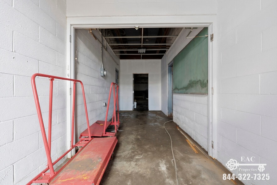 More Photos Of 73 River St, Bridgeport Manufacturing For Sale