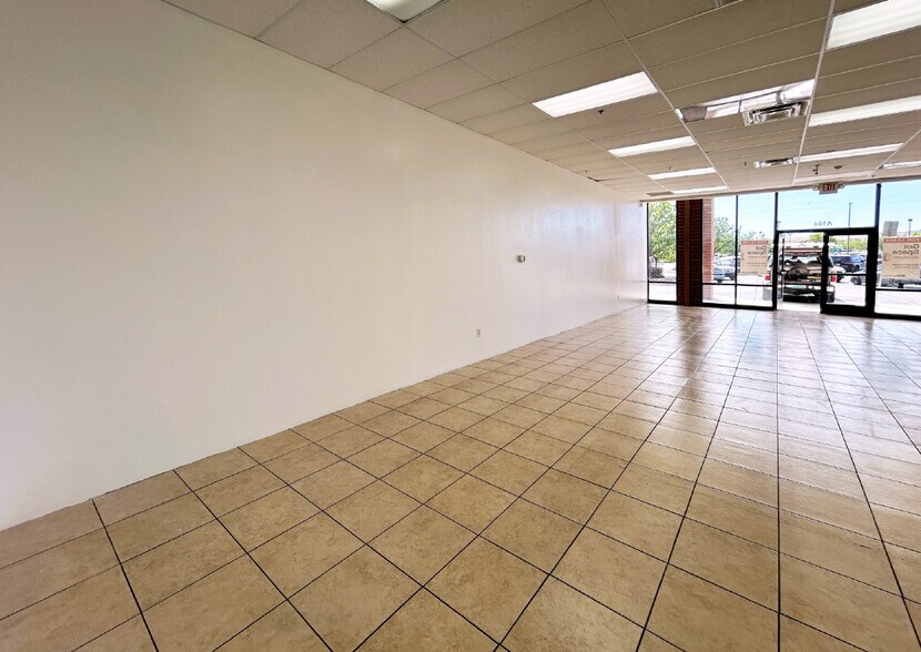 More Photos Of 9550 Sage Rd SW, Albuquerque Freestanding For Lease