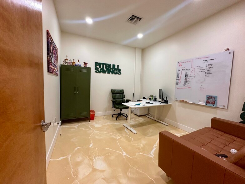 More Photos Of 3764-3790 SW 30th Ave, Fort Lauderdale Warehouse For Sale