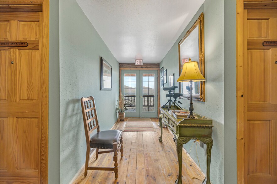 More Photos Of 13 Gott Ln, Salmon Hospitality For Sale