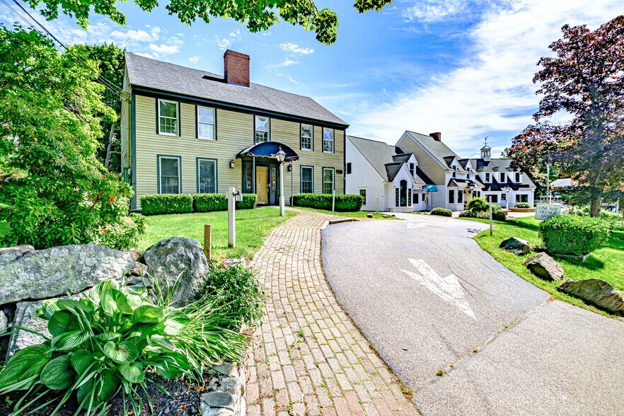 More Photos Of 309 Shore Rd, Ogunquit General Retail For Sale