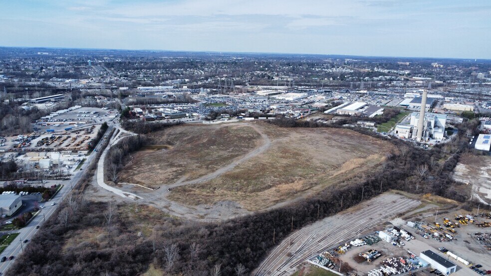 More Photos Of Montgomery County Conshohocken Road, Conshohocken Land For Sale