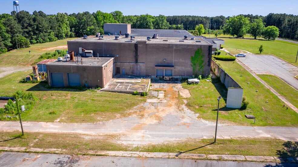 More Photos Of 1664 Sharon Rd, Washington Warehouse For Sale