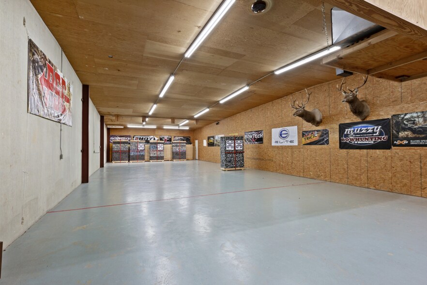 More Photos Of 5500 Franklin Ave, Waco Freestanding For Sale