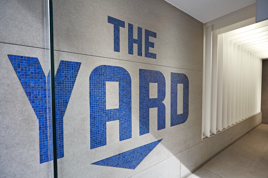 More Photos Of 234 Fifth Ave, New York Coworking Space