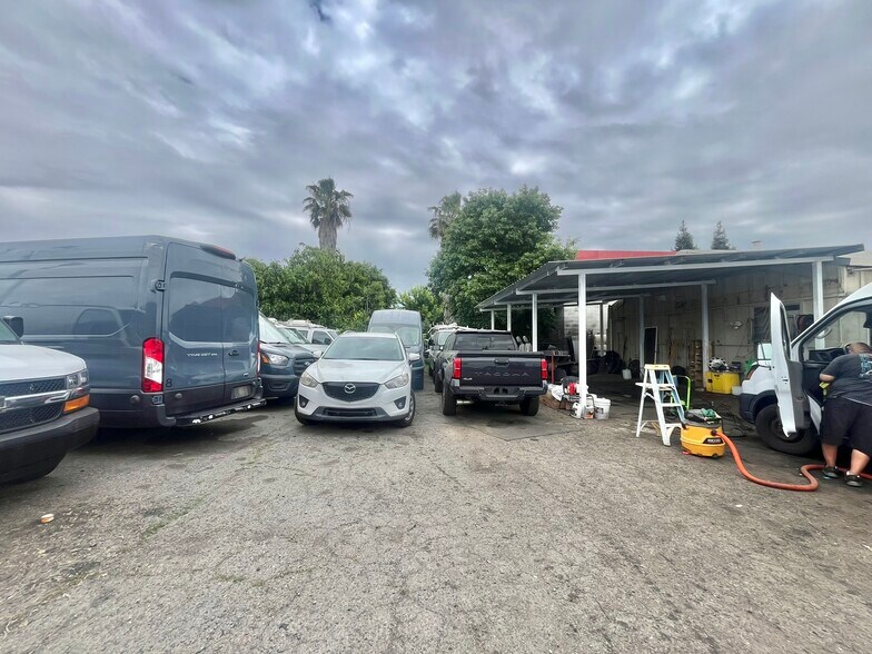 More Photos Of 1941 El Camino Ave, Sacramento Flex For Lease