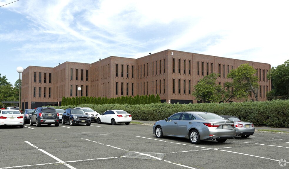 More Photos Of 2 Ridgedale Ave, Cedar Knolls Office For Lease