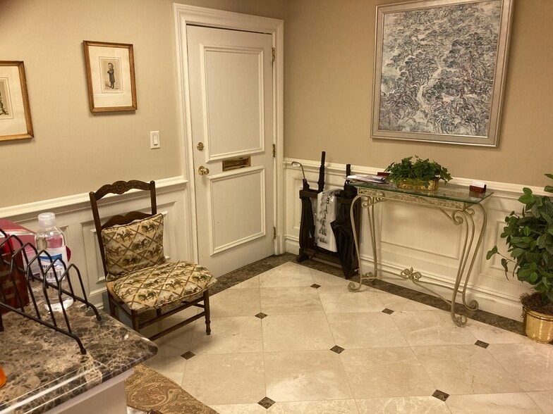 More Photos Of 640 E Palisade Ave, Englewood Cliffs Office For Lease