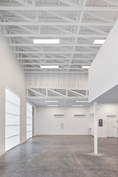 More Photos Of 220 NW 13th St, Oklahoma City Storefront Retail Office For Lease