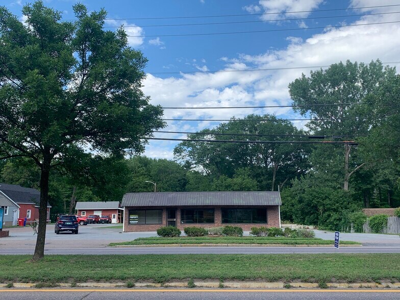 More Photos Of 217 Pearl St, Essex Junction Freestanding For Sale