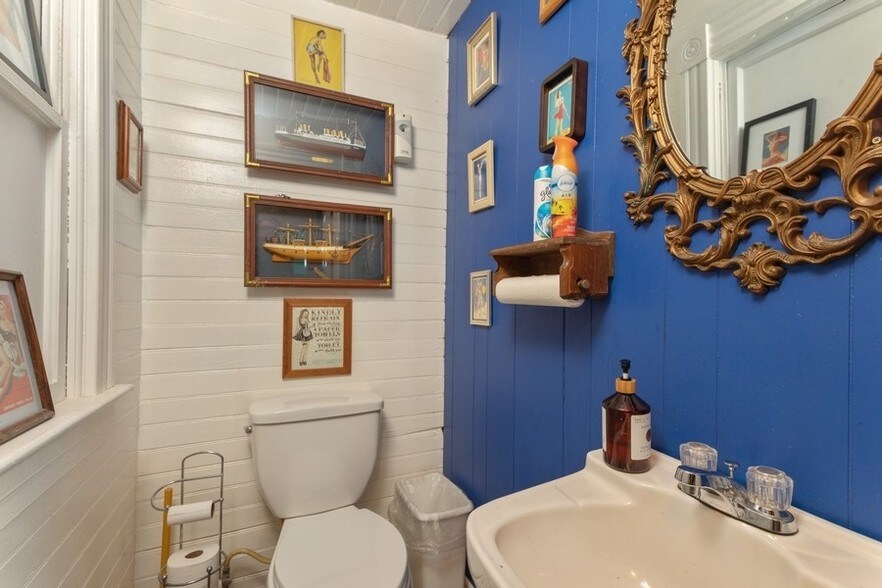 More Photos Of 537 Main St, Placerville Freestanding For Sale