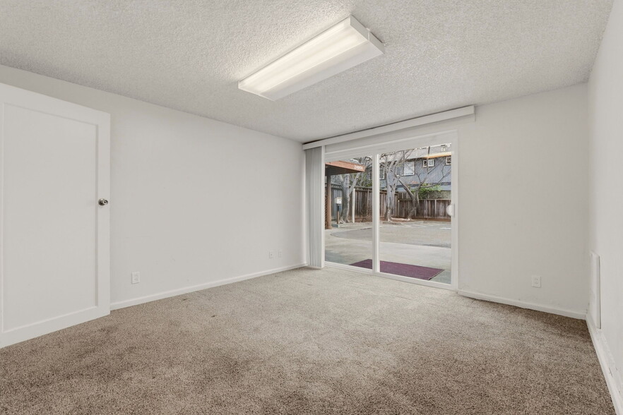 More Photos Of 24954 Cypress Ave, Hayward Multifamily For Sale