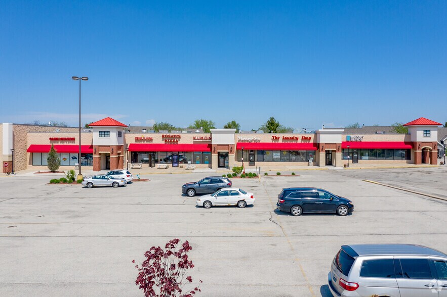 More Photos Of 6516-6572 S Lovers Lane Rd, Franklin Unknown For Lease