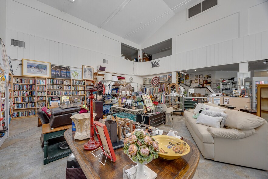 More Photos Of 201 Western Ave, Petaluma Storefront Retail Office For Sale