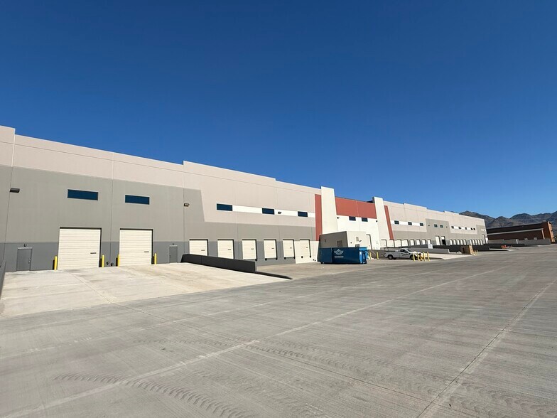 More Photos Of Mack Innovation Park- Scottsdale, Scottsdale Unknown For Lease