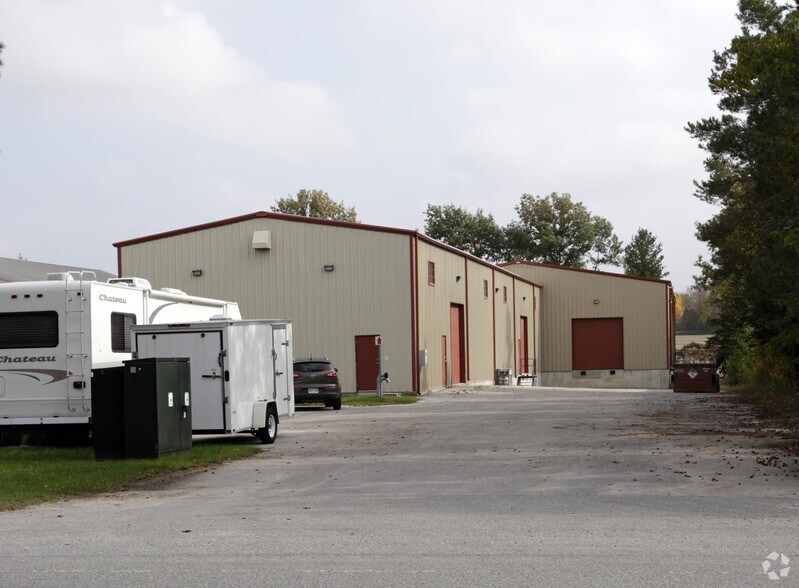 Primary Photo Of 1509 Snow Valley Rd, Springwater Warehouse For Sale