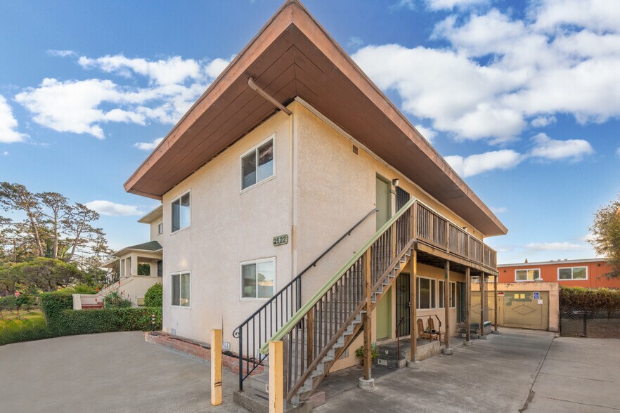 More Photos Of 2920-2922 Stanton St, Berkeley Apartments For Sale