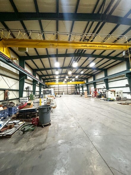 More Photos Of 3016 Highway 41 S, Springfield Warehouse For Sale