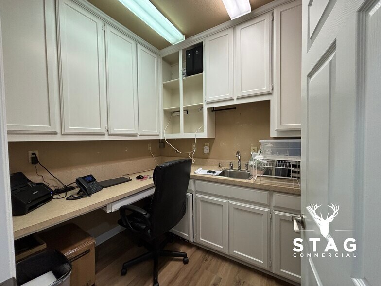 More Photos Of 2540 Lillian Miller Pky, Denton Office For Lease