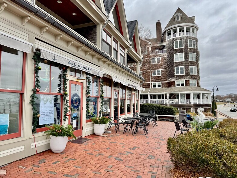 More Photos Of 47 Conanicus Ave, Jamestown Storefront Retail Residential For Lease
