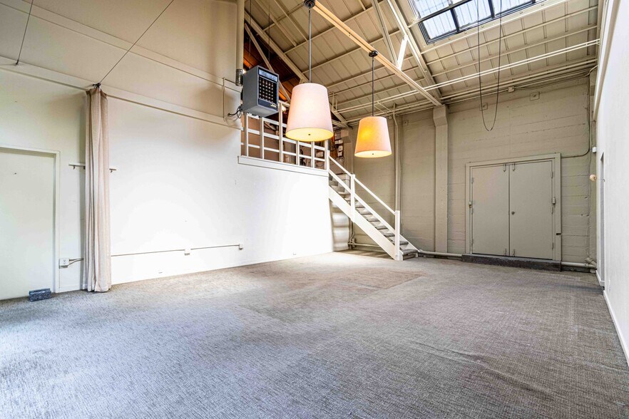 More Photos Of 10 Arkansas St, San Francisco Office For Lease