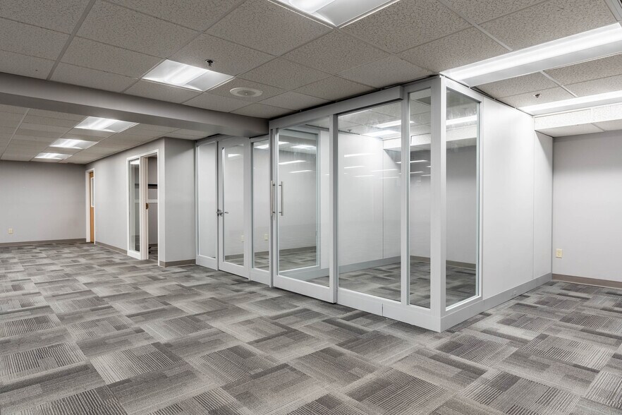 More Photos Of 500 Southborough Dr, South Portland Office For Lease